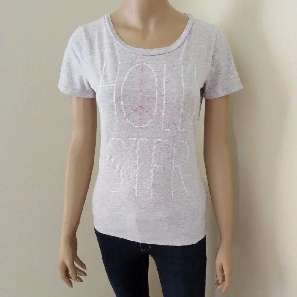 Hollister Logo Peace Sign T-Shirt Tee Shirt Medium